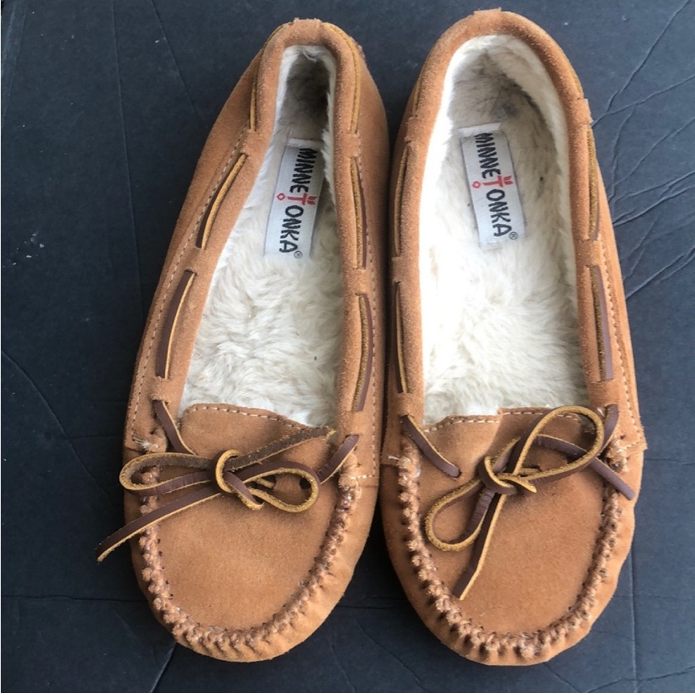 Minnetonka Lodge Trapper Moccasins